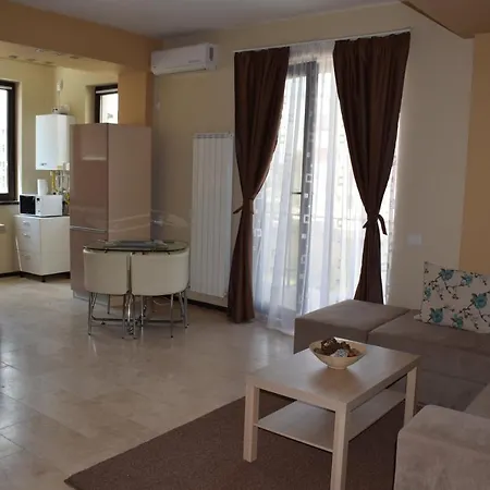 公寓 Apartament Kim 那沃达利