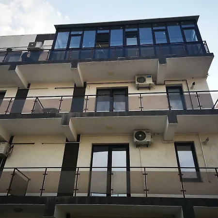 公寓 Apartament Kim 那沃达利